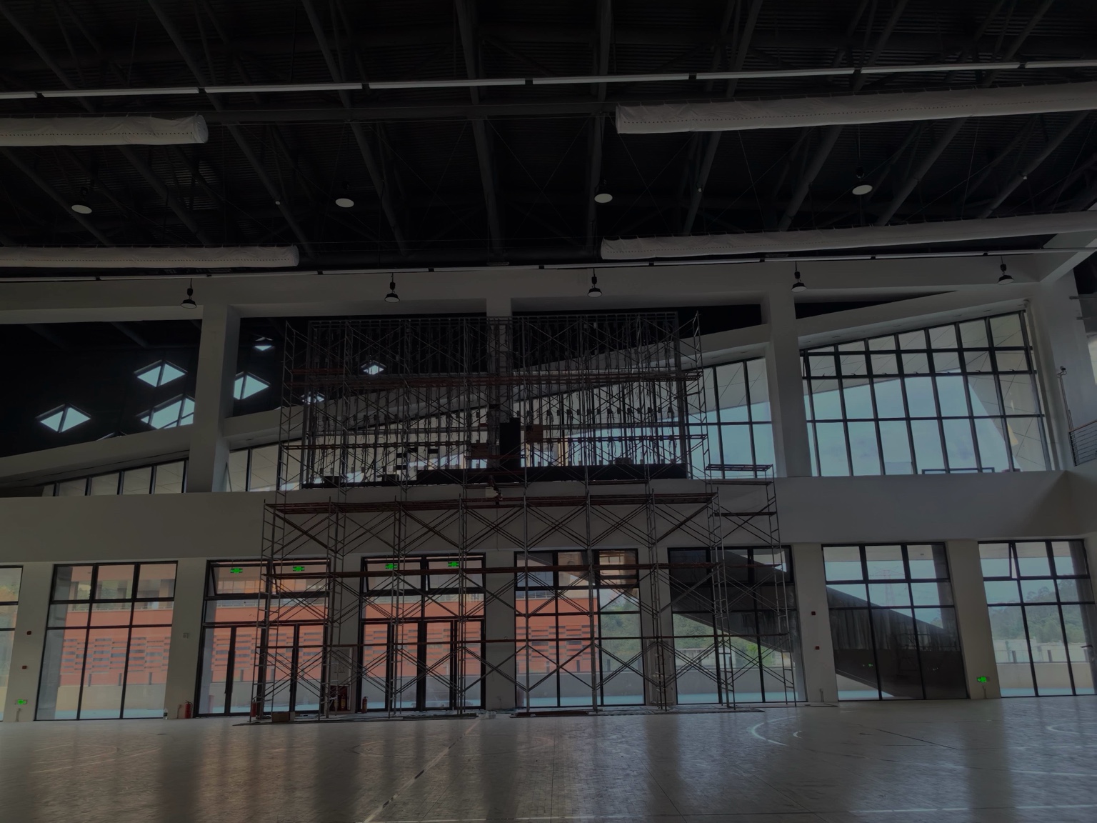 广东肇庆珠江学院体育馆显示项目现场照片6